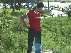 老女人阿米莉亞45戈德科夫敲了敲門，但女人仍然試圖在“草莓”中玩耍。巴爾薩科夫的女士一點都不害羞，紅發熟女的身影下降，她很糟糕，好像她已經從世界上最著名的公雞那裡獲得了經驗。嘴賤nayarivaet，以便冠軍濕包皮陰莖不會停止一分鐘。女性的喉嚨是無底的，還有陰道，三十多年來，各種各樣的男人卡住了他們的個人物品，舔著發光，用力捏捏手指，在手淫期間，Amelia將陰唇拉開，以增加孔徑。現在，一個煽動性的小東西將與一個在交配前吃了一個立管的糖漿的傢伙進行一個小時的交換。
