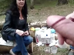 那傢伙等著吃飯,把他的秘書帶回家,給了他媽的硬他媽的,然後把它全部拍成了視頻
