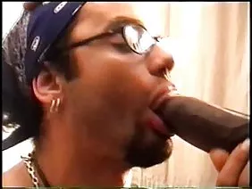 在小雞Roxy Ray假陽具用於這樣大小的手淫，至少為這些頭部裝備鑽機或採礦手提鑽。沒有最輕微的負荷，巨大的phalli可以打破陰道，口腔或直腸，但臭名昭著的肛門愛好者在使用巨型物體時發表意見。第一個玩具，將由analschitsa自己的座位追趕，將是一個擴大的陰莖，可以抽水 - 這是一個怪異的設備，為那些絕對沒有剎車並準備傷害屁股的小雞創造。如果與頭部沒有友誼，你可以仔細開發一個污水池或帽子。這不是一個深紅色的男性陰莖，帶有半透明的網狀花環和帶有生殖器的加重袋，該單元作為婦科擴張器作用於肛門。 Roxy Ray給自己一個肉體的盛宴，與脫垂的令人眼花繚亂的特技一起搖晃，將vyvalannuyu推回去，當她再次出現在電壓下時，肯定會刺激肛門的紫色蓮座叢。這個女孩表現出精神錯亂，不建議在家裡重複，以免在直腸病學家的辦公室或手術台上，因為只有專業的妓女才能表現出這樣的伎倆！