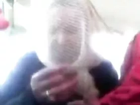 這個帶著粉紅色劉海的美味姑娘正和她的新笨蛋Vitya發生性關係。